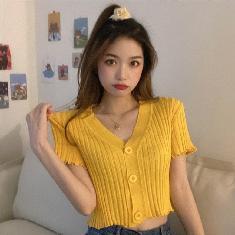 Knitted crop top with wood ears