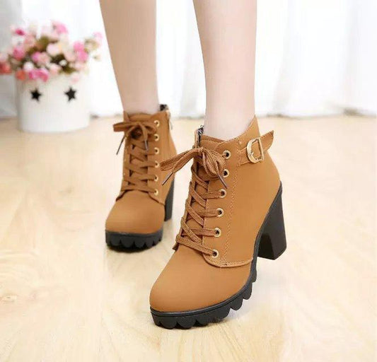 Retro Martin boots large size boots high heel thick with matte leather round head with bare boots