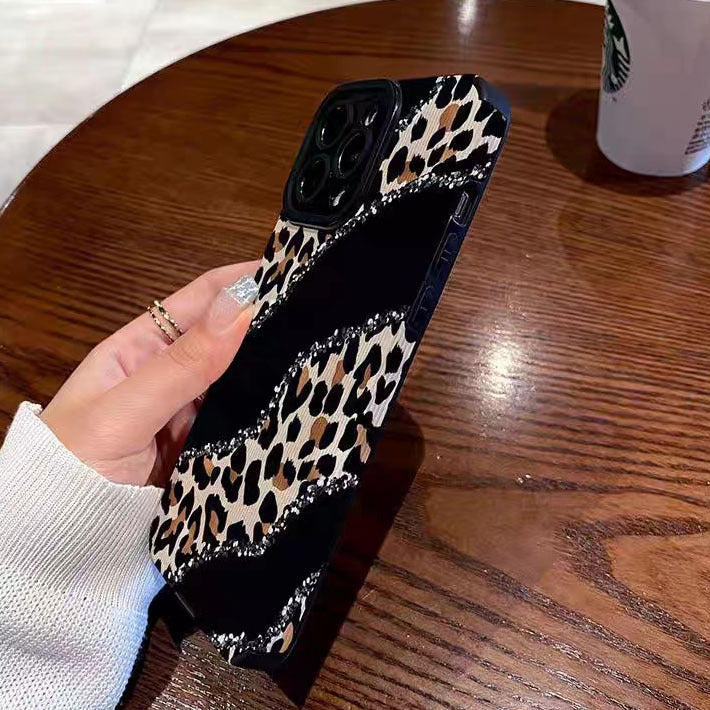 Niche Leopard Vertical Pattern Drop-resistant Phone Case