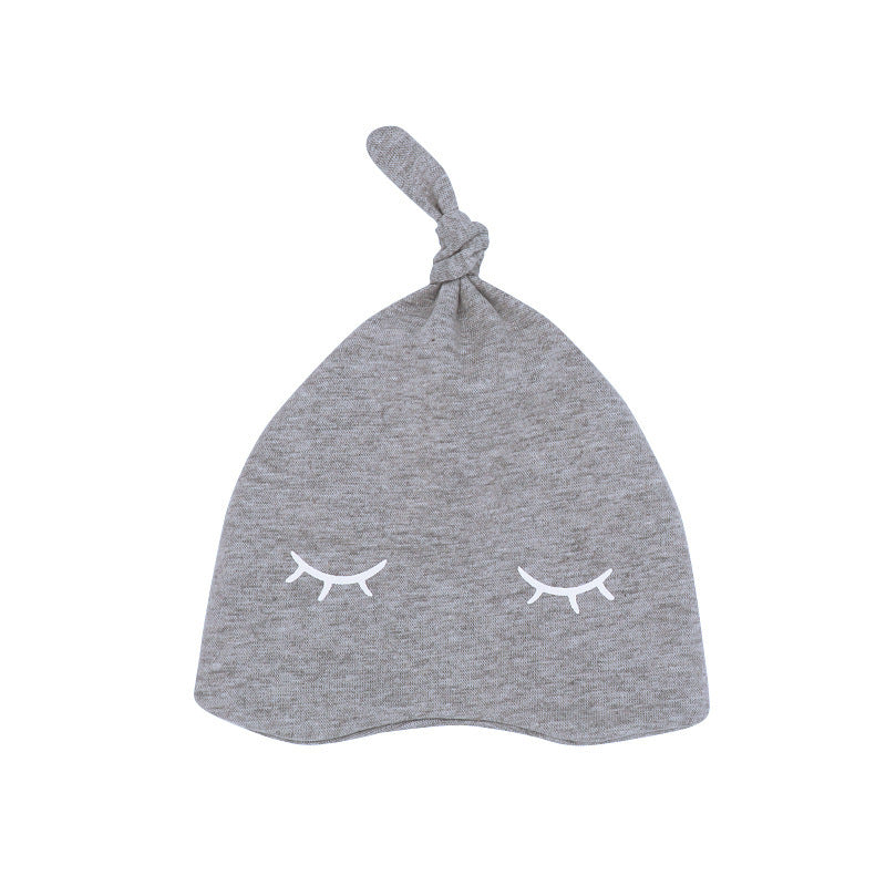 Tail Squinted Beanie Hedging