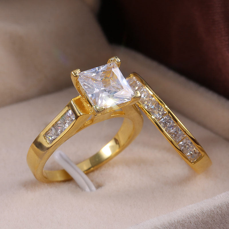 Fashion Temperament Couple Zircon Ring