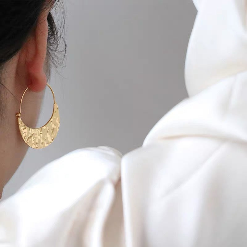 Hammer Surface Oval Earrings Temperament Unique Gold-plated Fan-shaped