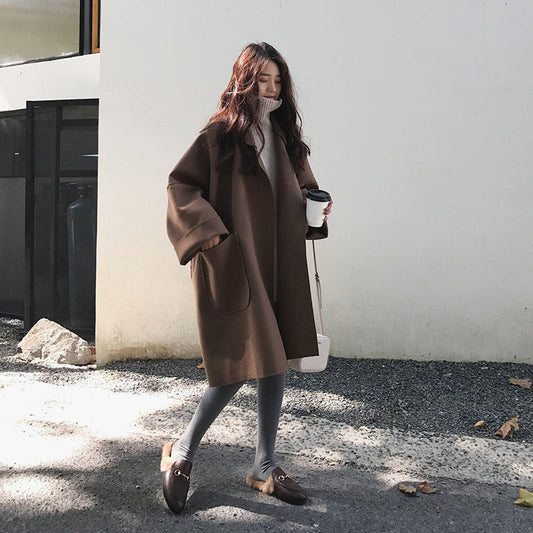 Long coat in woolen coat