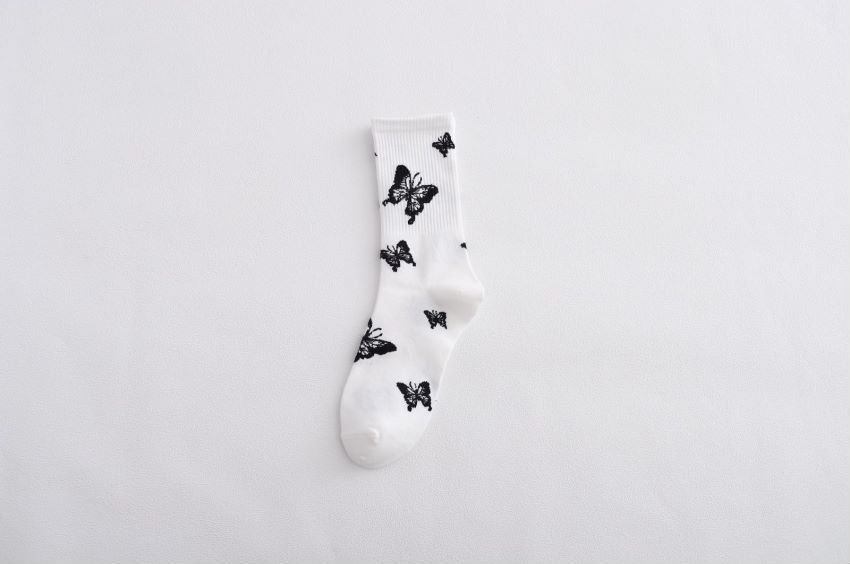 Explosive Style Socks Ladies Mid-Tube Butterfly Casual Women's Socks