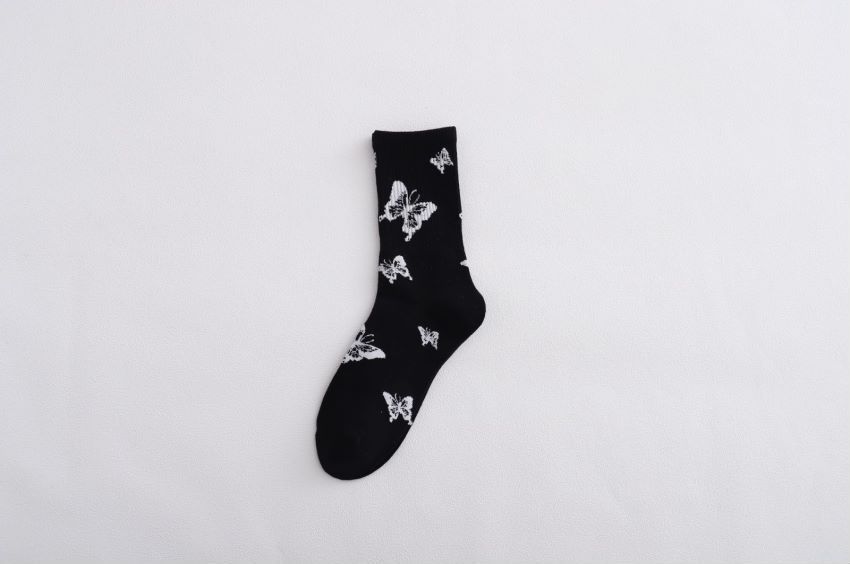 Explosive Style Socks Ladies Mid-Tube Butterfly Casual Women's Socks