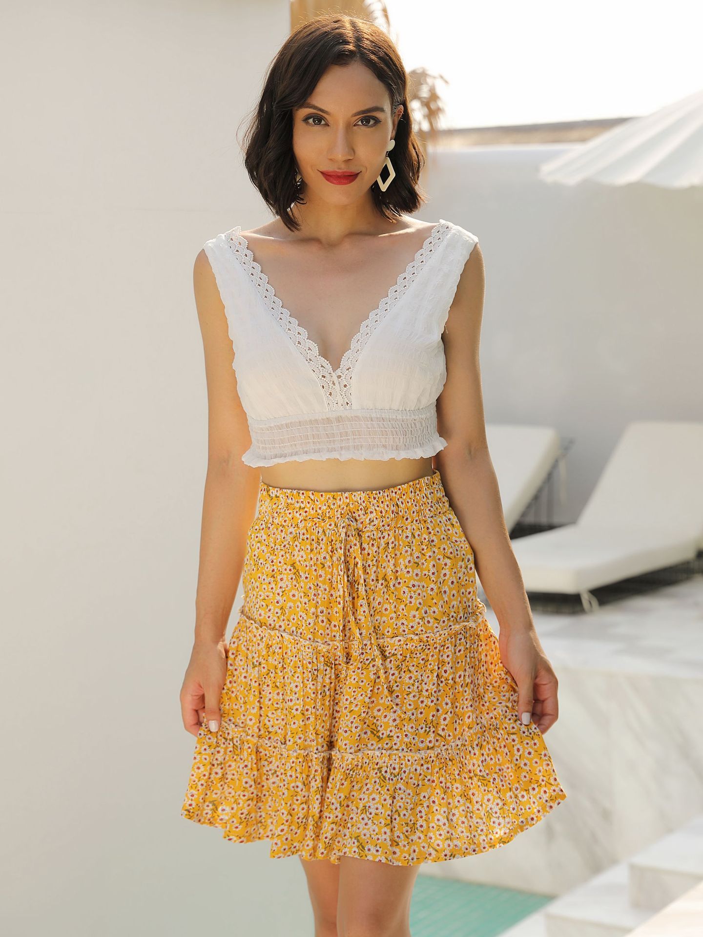 High-waisted Skirt With Floral Elements