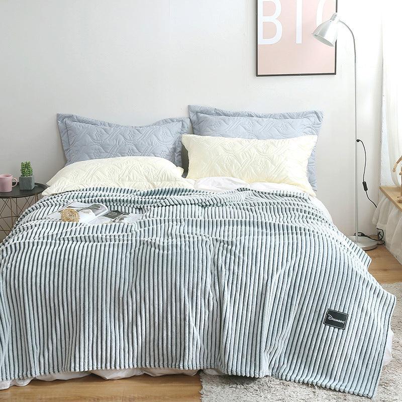 New Summer Multifunctional Striped Snowfleece Air Conditioning Blanket Flannel Blanket Single Double Quilt Sofa Cover Blanket