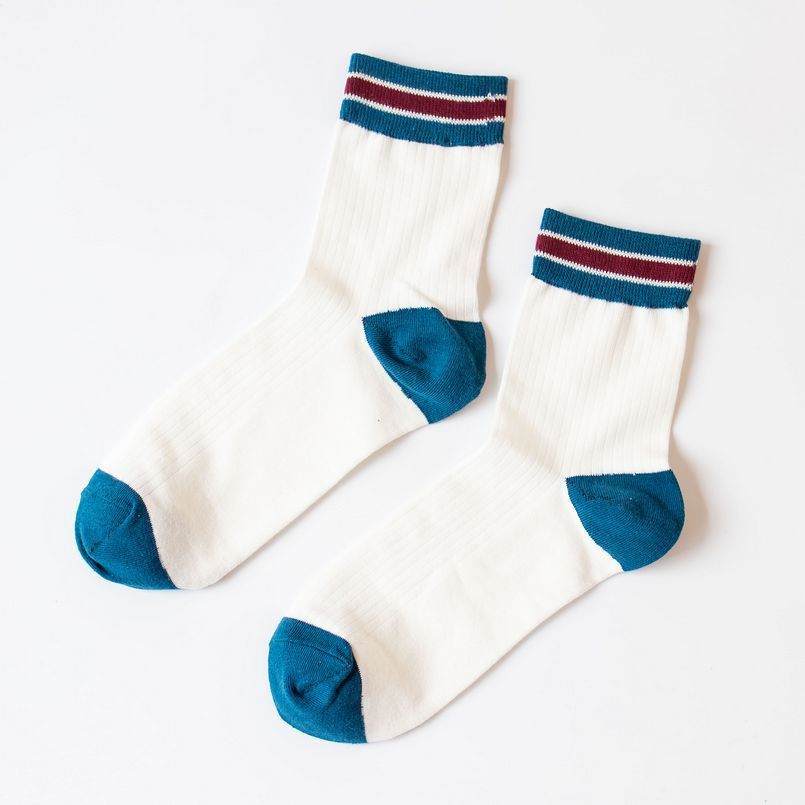 Running Rivers And Lakes Stall Product Model Cheap Cotton Socks