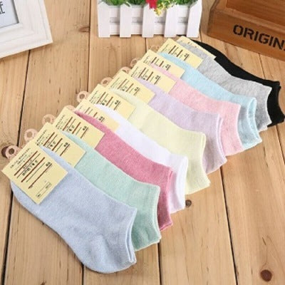 Solid color ladies socks