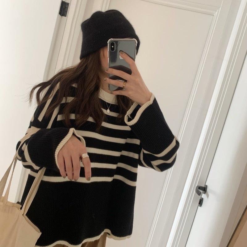 Women's Round Neck Striped Sweater Top