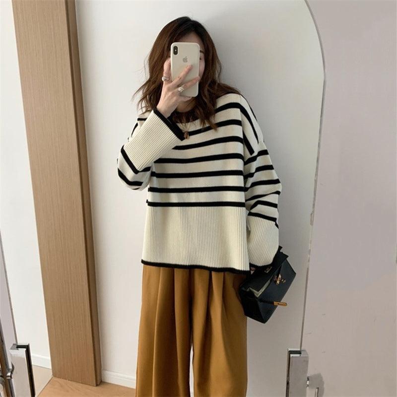 Women's Round Neck Striped Sweater Top