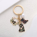 Simple Black Cat Wreath Pearl Keychain Cute Small Pendant