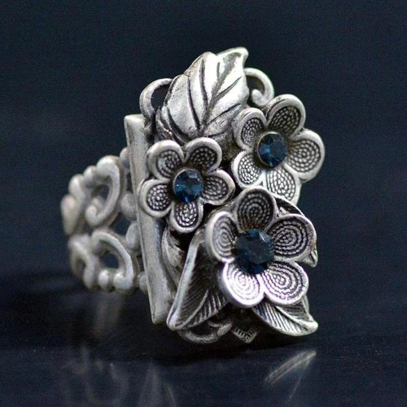 Vintage Flower Noble Aquamarine Gift Ring