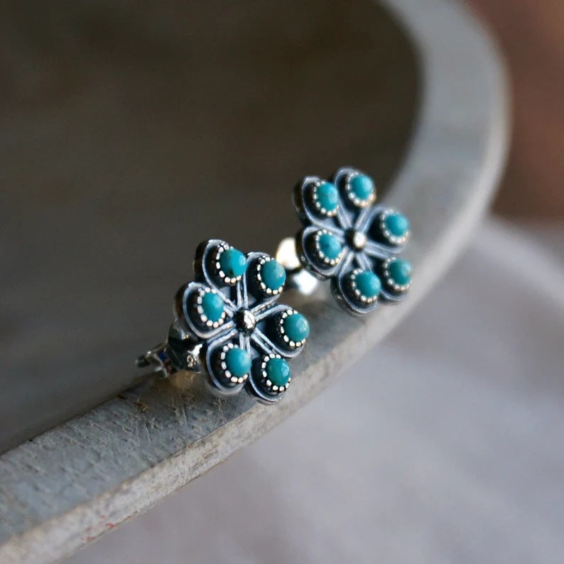 Retro Turquoise Snowflake Ear Stud