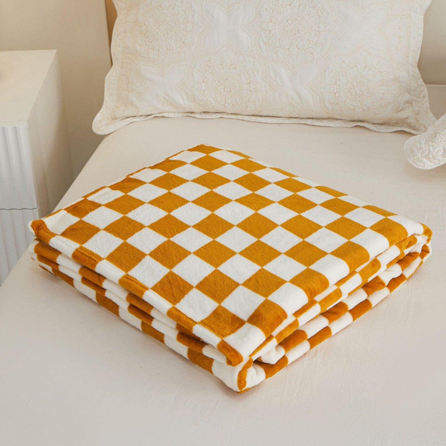 Chessboard Flannel Blanket Thickened Milk Flannel Blanket
