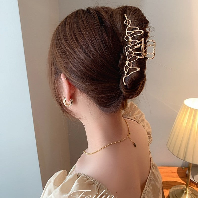 Niche Design Irregular Liquid Metal Barrettes Female Head Shark Clip