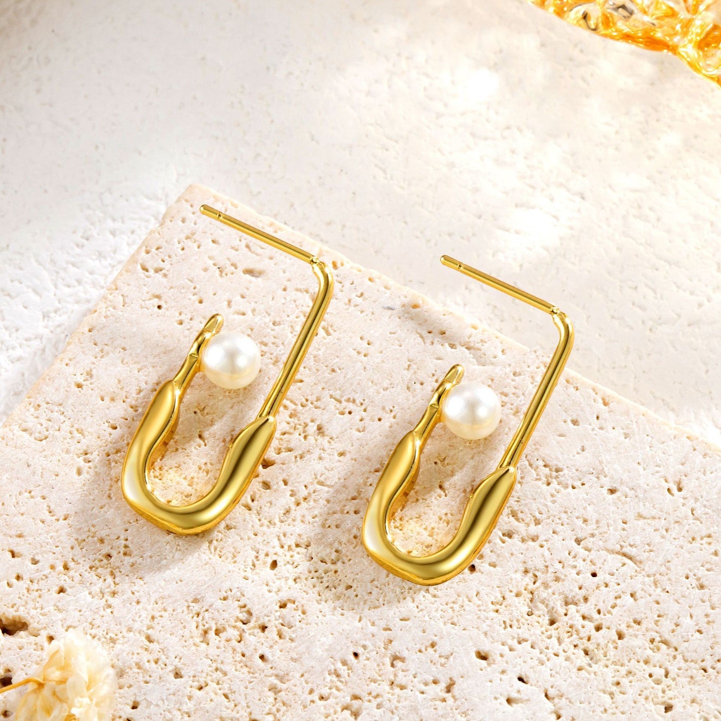 Titanium Steel Clip Pin Pearl Stud Earrings