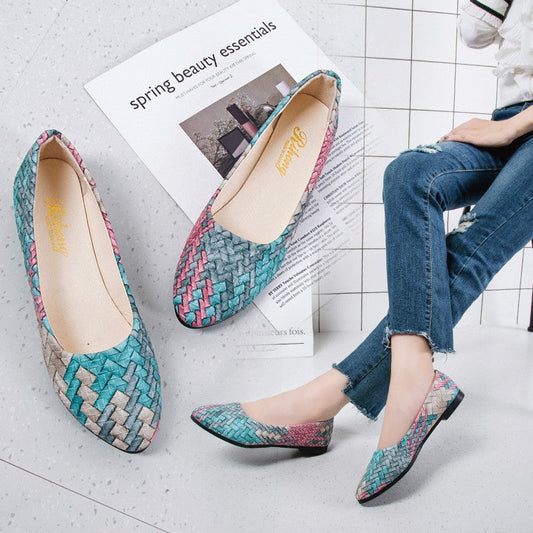 Light Color Shallow Mouth Pointed Flat Pumps Slip-on Gommino