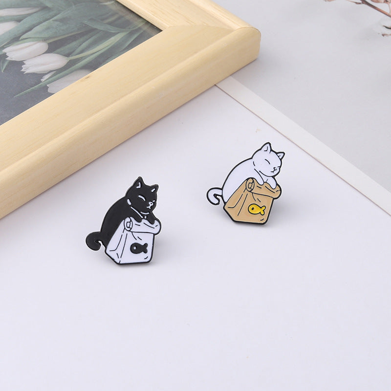 Personalized Cartoon Animal Painted Alloy Brooch