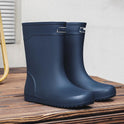 Fashionable Men's Mid Length Waterproof And Anti Slip Rubber Shoes